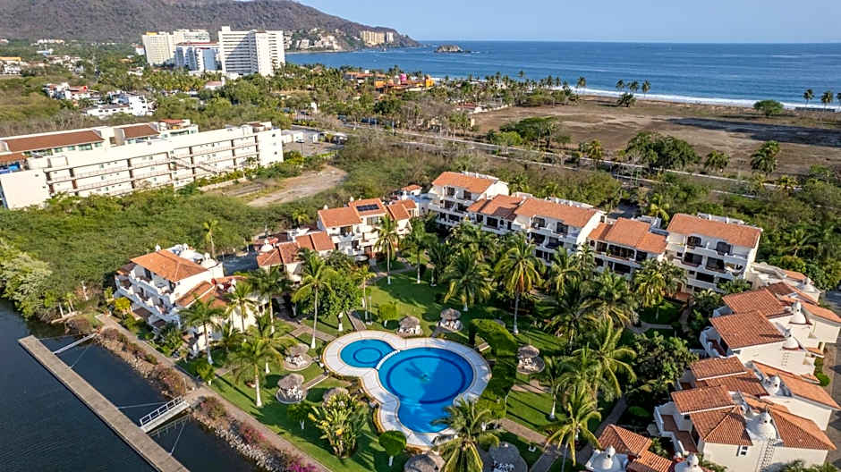 Penthouse Villa at Ixtapa Marina