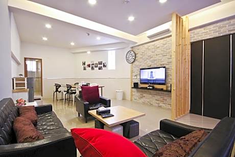 Sextuple Room