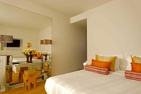 Suite With Acropolis View