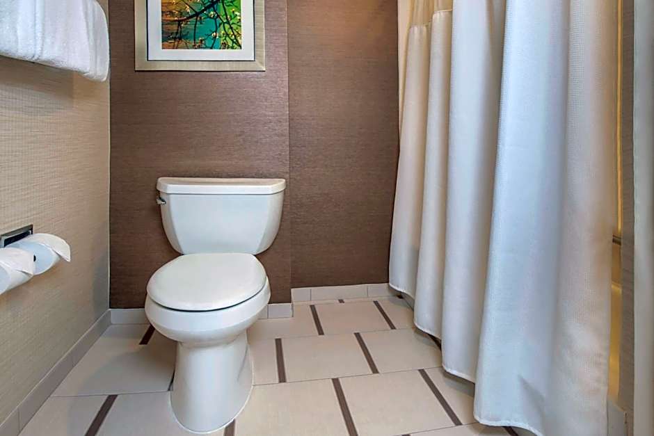 Fairfield Inn & Suites by Marriott Frederick