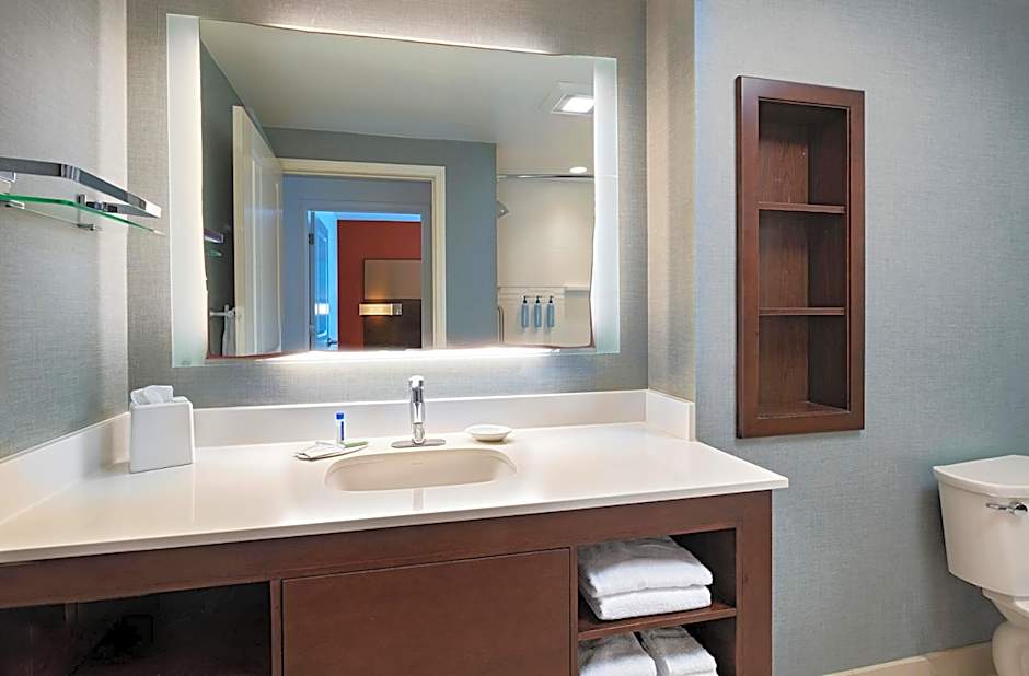 Residence Inn by Marriott Omaha Aksarben Village