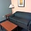 Countryview Inn & Suites