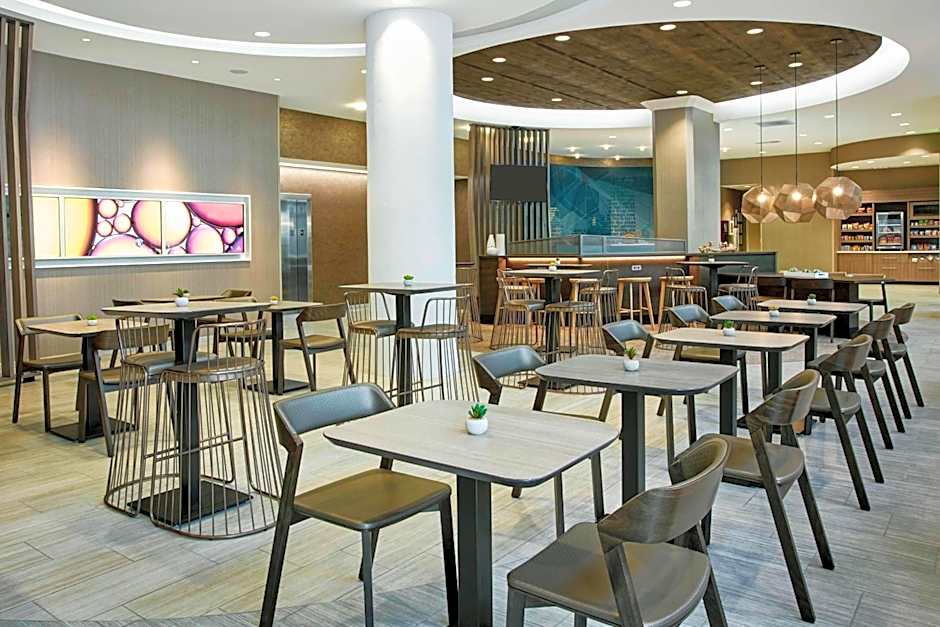 SpringHill Suites by Marriott Milwaukee Downtown