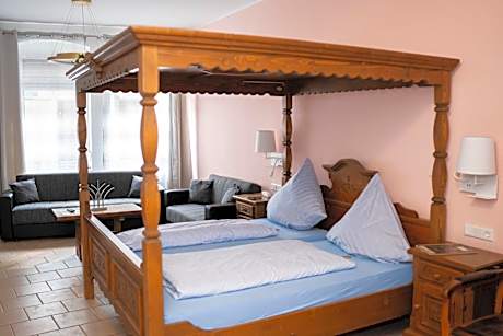 Double Room with Spa Bath