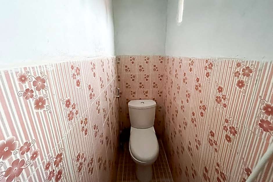 RedDoorz Syariah @ Jalan RJ Junjungan Lubis Pandan