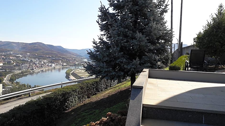 Mito's House & Douro View