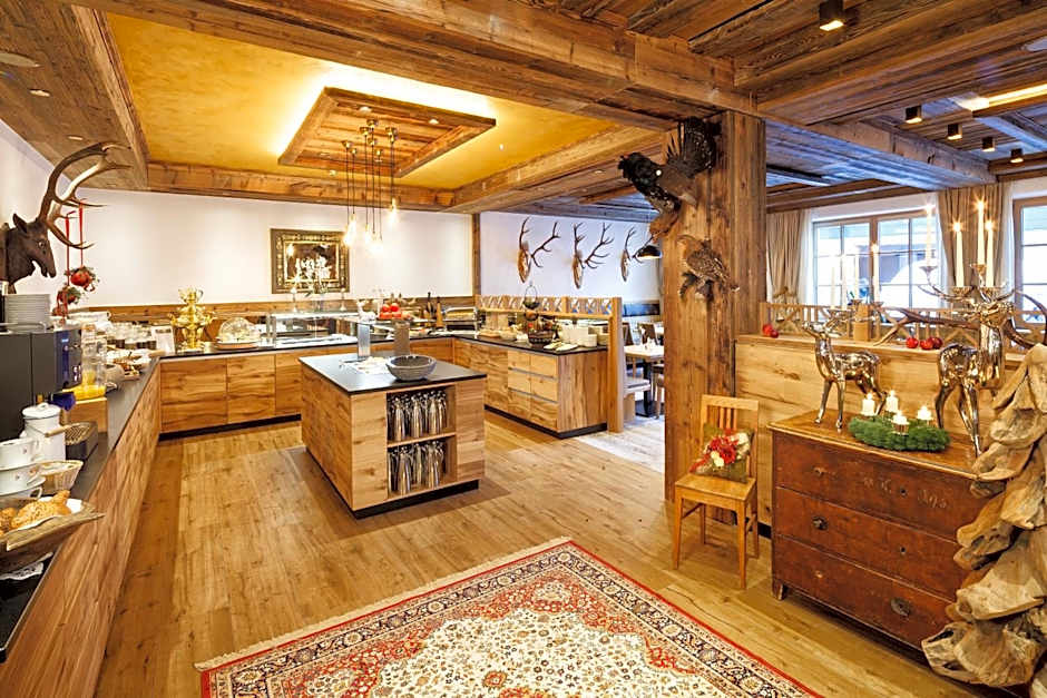 Hotel Almschlössl & Schrotteralm