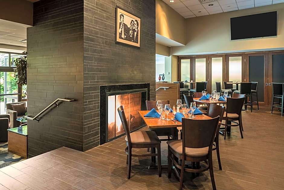 The Saratoga Hilton