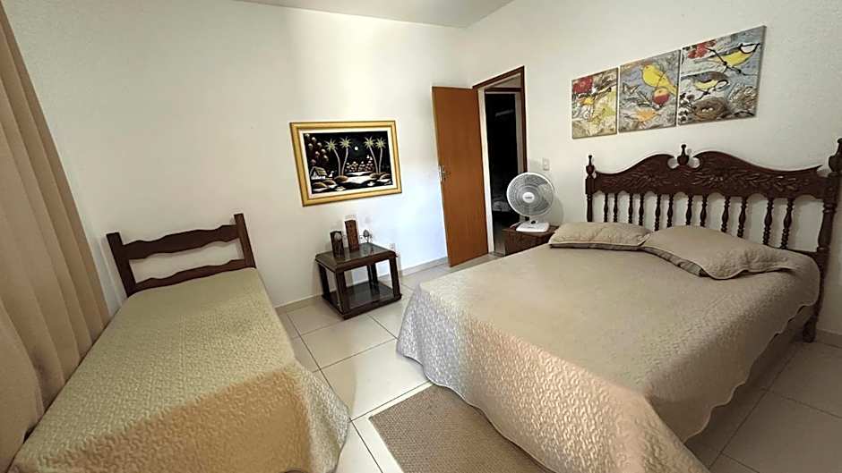 Spacious house for up to 19 people, 5 minutes from the beach.