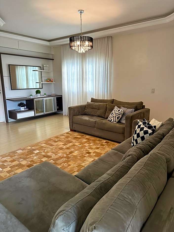 A Casa Dourada Encantada