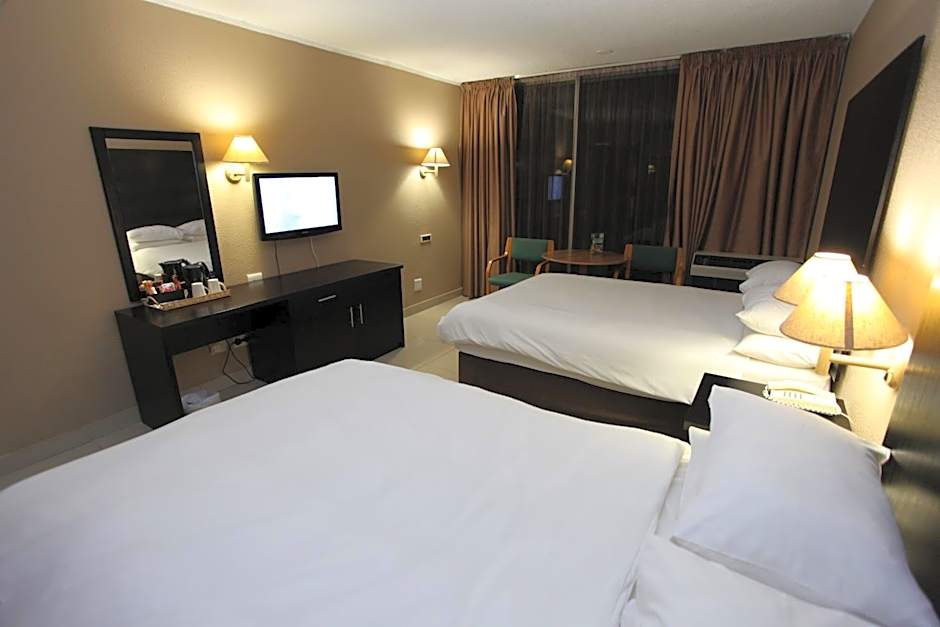 Wilderness Beach Hotel