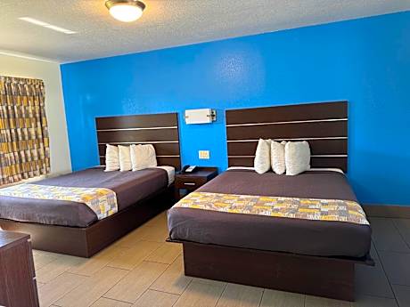 Queen Room with Two Queen Beds