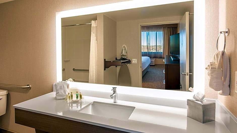 Holiday Inn Denver Lakewood By IHG