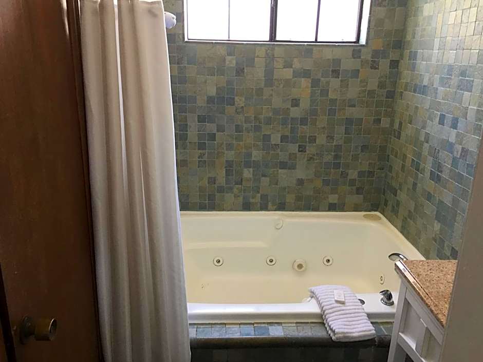 Catalina Island Seacrest Inn