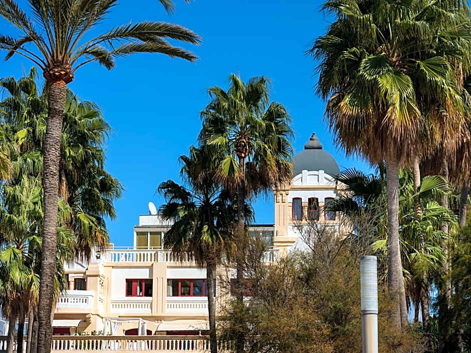 Hotel Ciutat Jardi