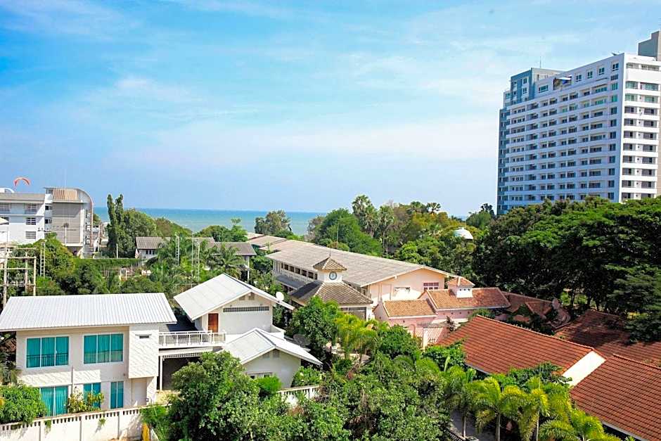 Hua Hin White Villa