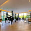 Zenitude Hotel la Valadiere, an Ascend Collection Hotel