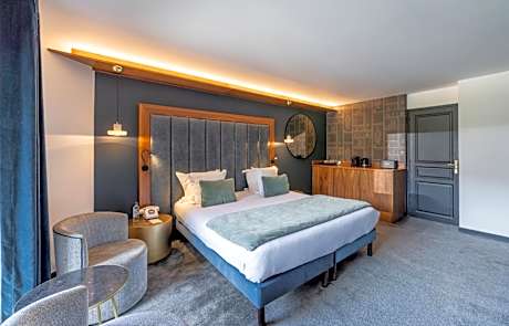 Family Room with ski slope View