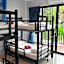 Boom Hostel Khaosok
