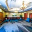 MCM Elegante Hotel & Suites