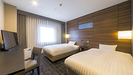 Twin Room (1 Adult) - Non-Smoking