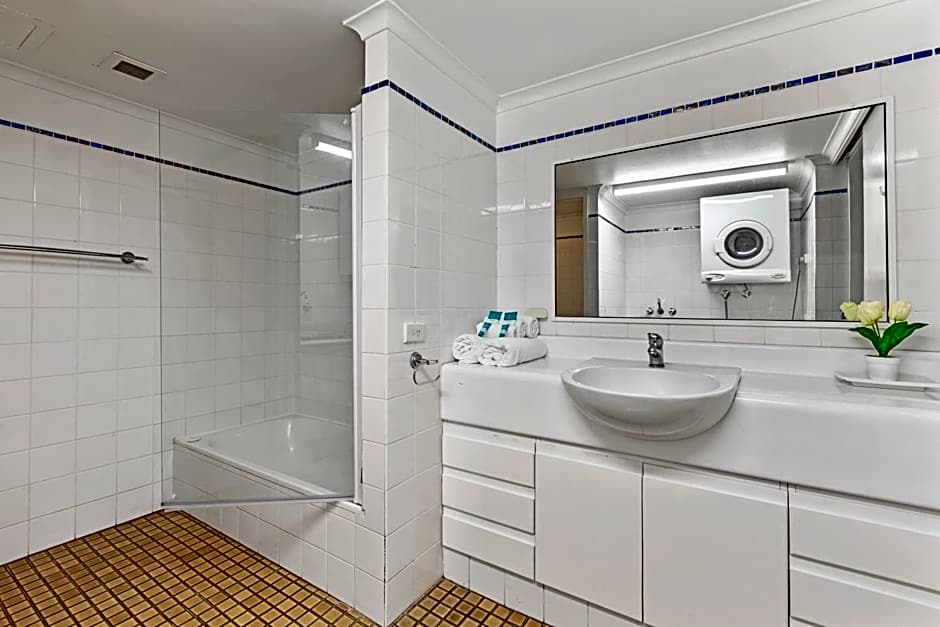 Northwind Beachfront Apartments