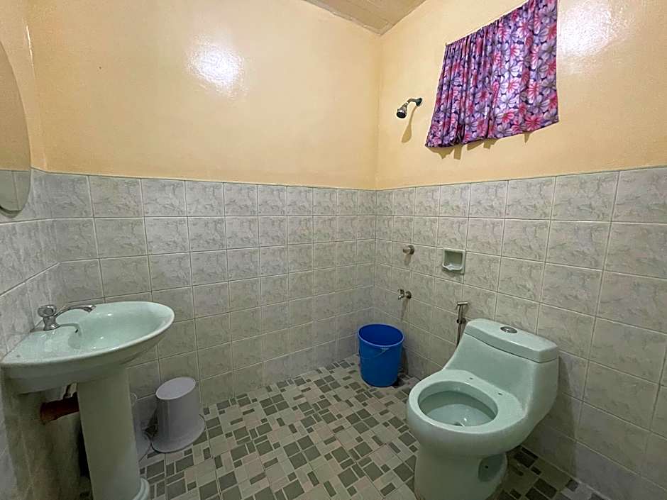 Peters Inn Puerto Galera