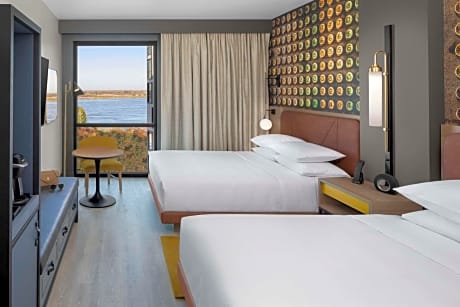 Queen Room with Two Queen Beds and Accessible Shower - Disability Access