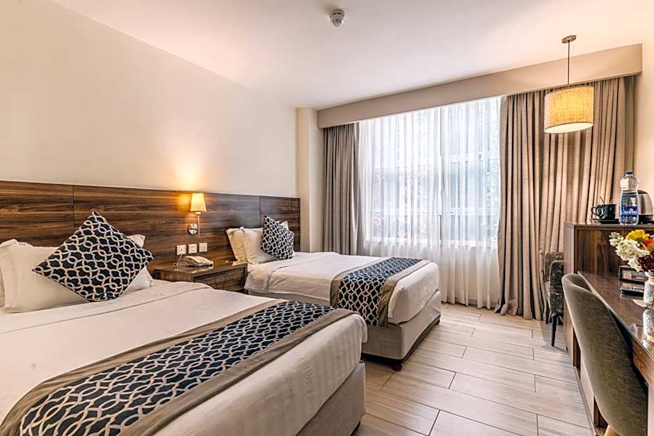 Lacosta Hotel