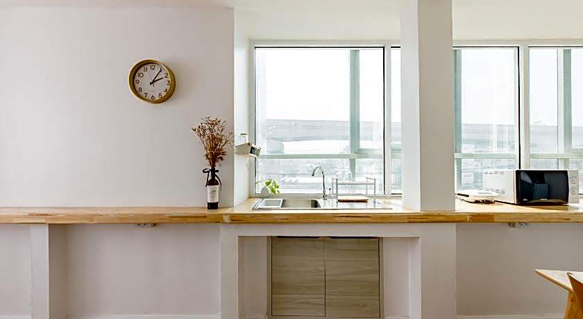 Lee's Mark Residence