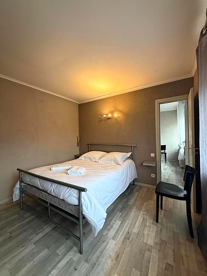 GOOD NIGHT HÔTEL By L'excess