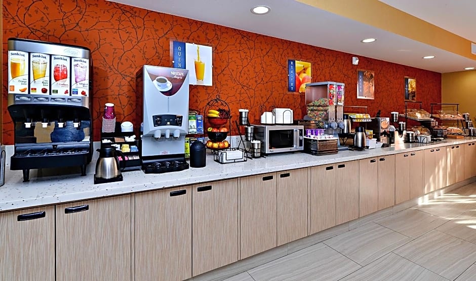 Best Western Plus Fresno Airport Hotel