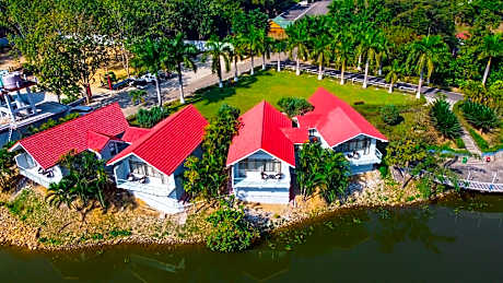 Noune Resort