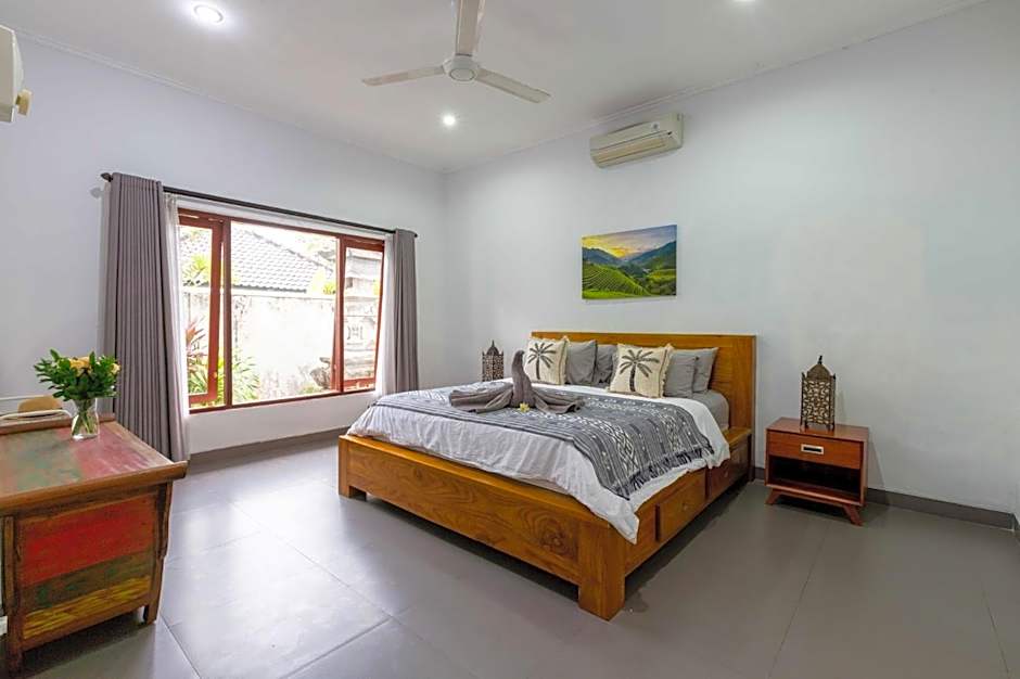 Villa Rosa - Spacious Oasis with Private Pool, close to Beach & Dining