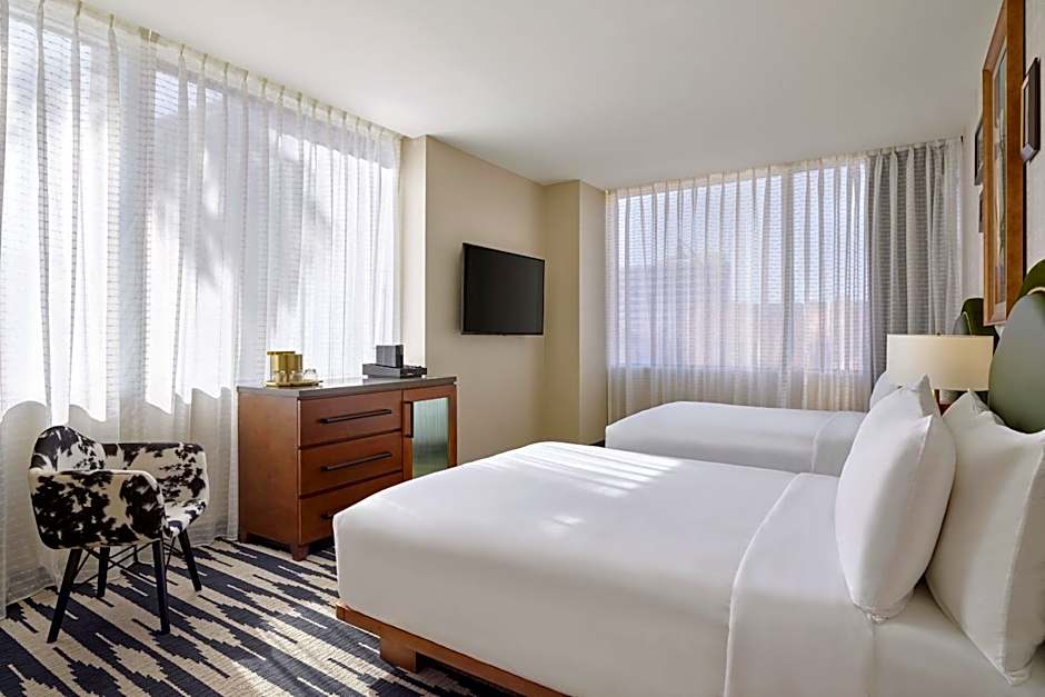 The Leo Kent Hotel, Tucson, a Tribute Portfolio Hotel