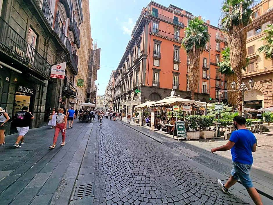 BARBAJA SUITES IN STREET TOLEDO 205