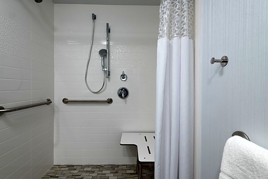 Hampton Inn Waldorf