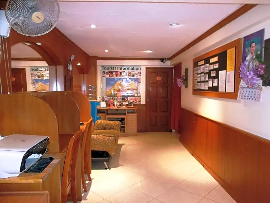 Chaiyapoon Inn