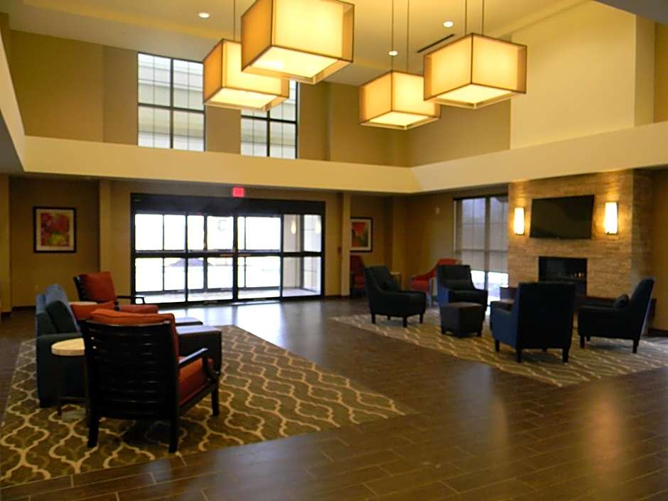 Comfort Suites Youngstown North
