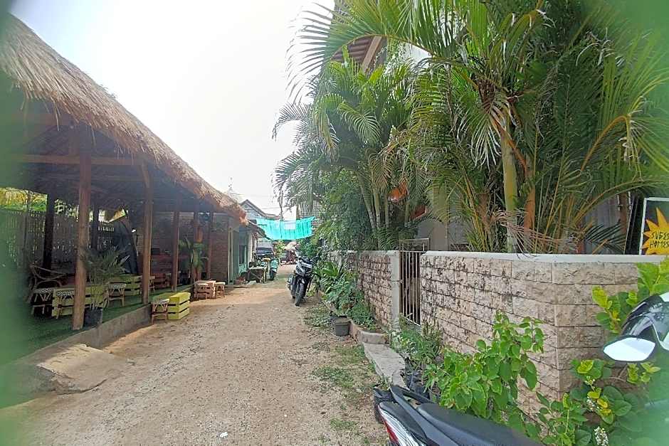 OYO 93626 Hi Homestay & Group