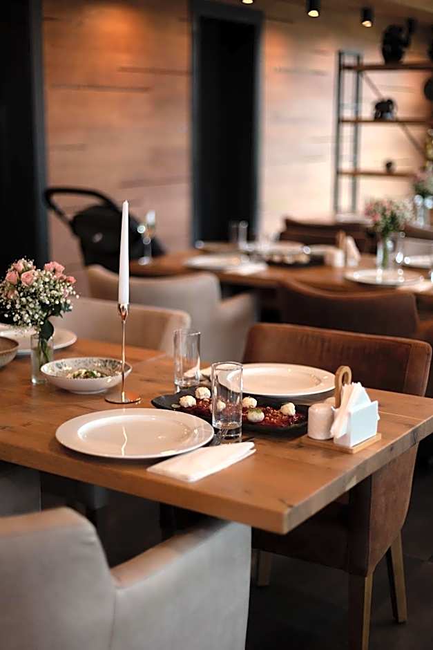 GAZDA Hotel&Restaurant - Self Chek-In