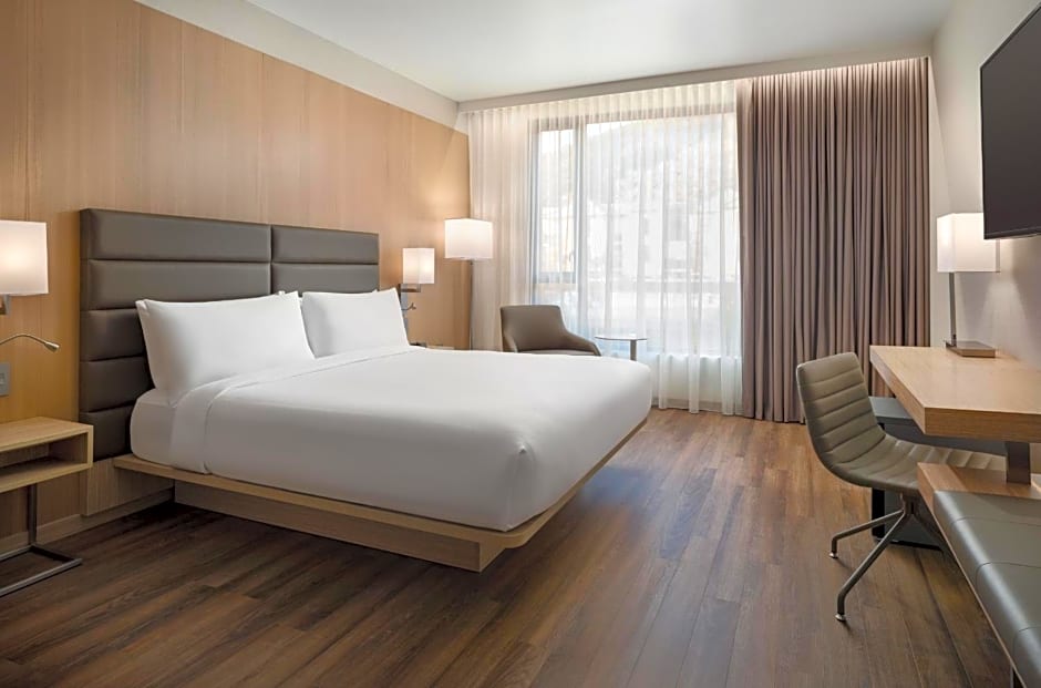 AC Hotel San Rafael Downtown