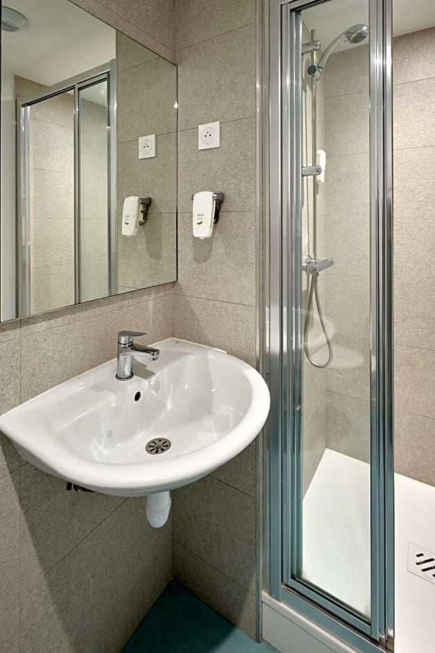 Kyriad Direct Narbonne Sud
