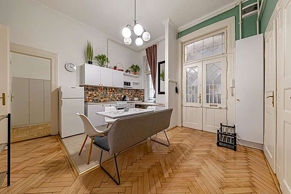 Downtown Rooms Wesselenyi