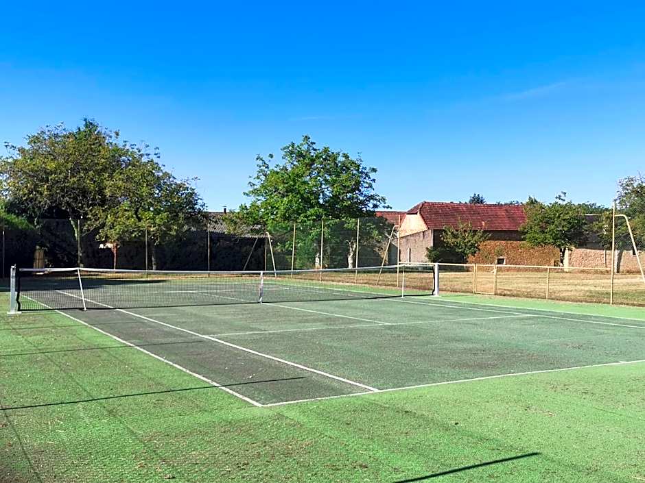 Domaine Jolidetour climatisé, piscine et tennis privés