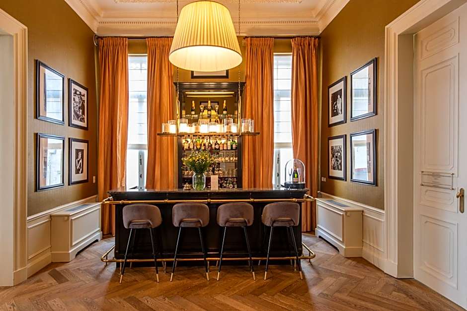 Dukes' Arches Brugge Adults only