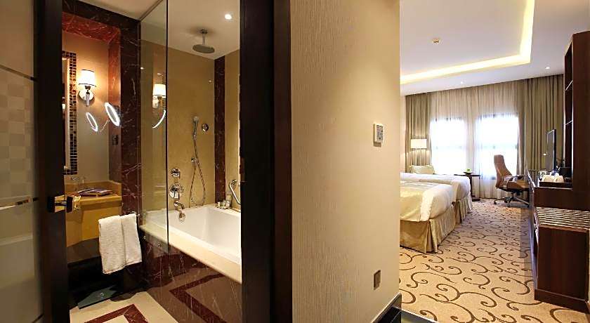 Vittori Palace Hotel and Residences