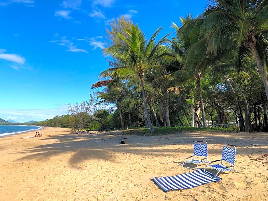 Villa Beach Palm Cove