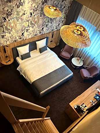 Standard Family Room