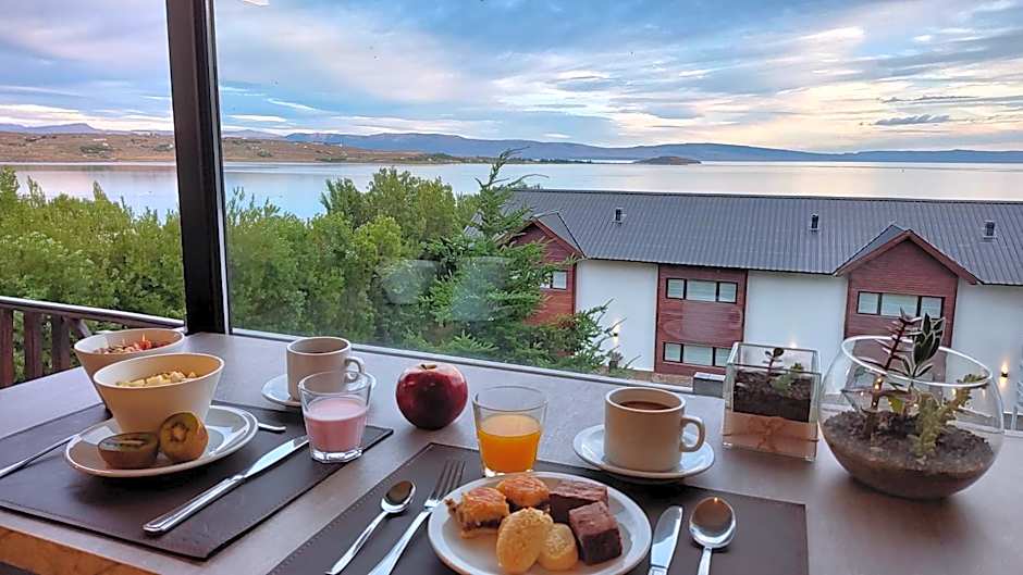 Xelena Hotel & Suites